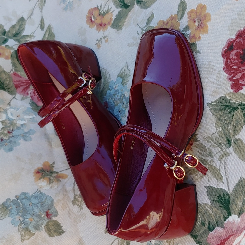 Women's Patent Burgundy Mary Jane Shoes with Block Heels size US 10 Euro 41 - Picture 5 of 17